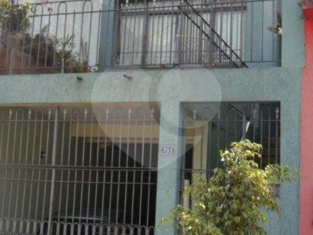 Sobrado à venda com 3 quartos em Jardim Peri, São Paulo, SP