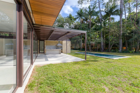 Casa à venda com 5 suítes no condomínio Chácara Flora, São Paulo - SP