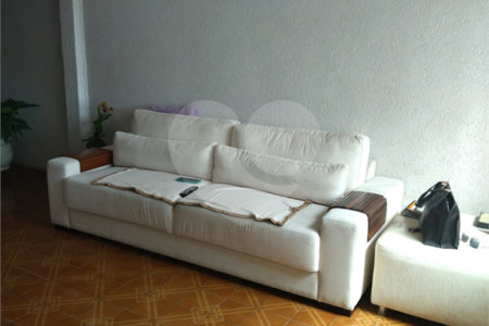 Casa à venda com 2 quartos, sendo 1 suíte,  em Vila Nancy, Mogi das Cruzes, SP