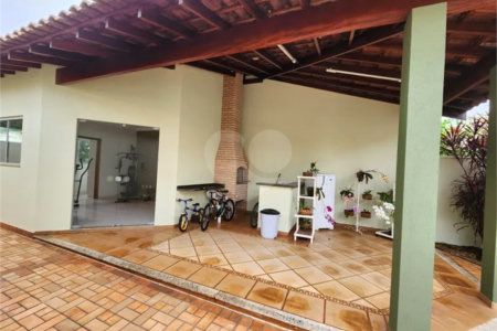 Casa Jardim Araucária
