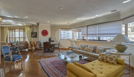 Apartamento à venda com 4 suítes em Campo Belo, São Paulo, SP