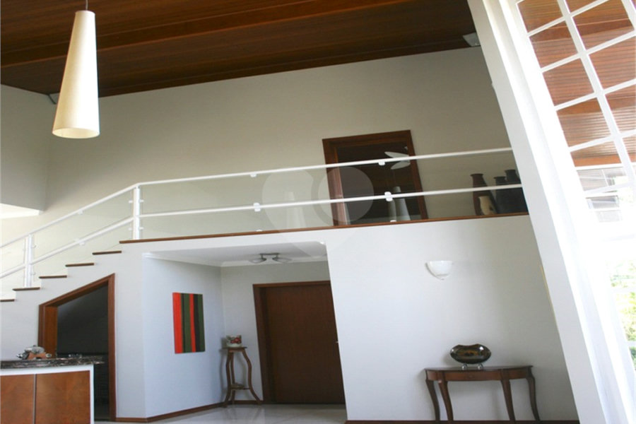 Casa à venda com 5 suítes no condomínio Suíça da Cantareira, Mairiporã - SP