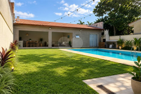 Casa Térrea à venda com 3 suítes em Interlagos, São Paulo, SP