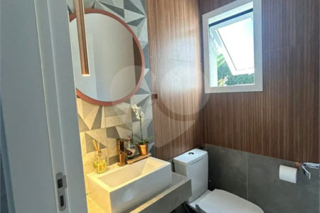 Belíssima Casa à venda com 453m², 4 suítes e 5 vagas de garagem em Atibaia!!!!