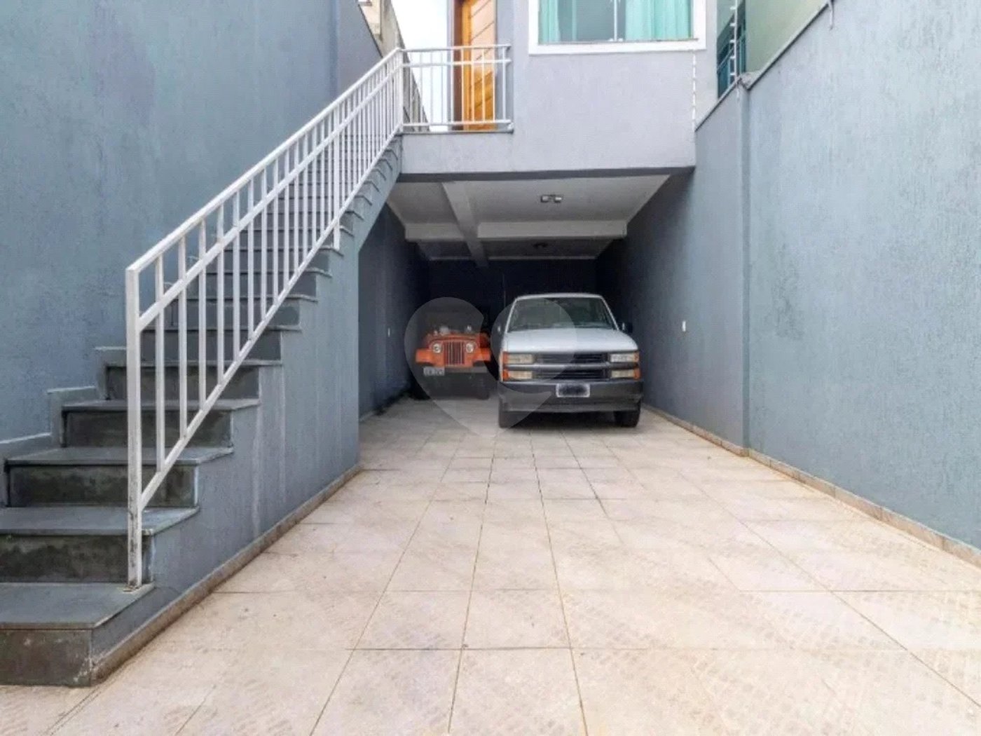 Sobrado com 200m², 3 dormitórios, sendo 1 suíte, 6 vagas, à venda na Vila Matilde