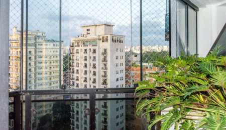 Apartamento à venda com 4 quartos, sendo 2 suítes,  em Vila Nova Conceição, São Paulo, SP