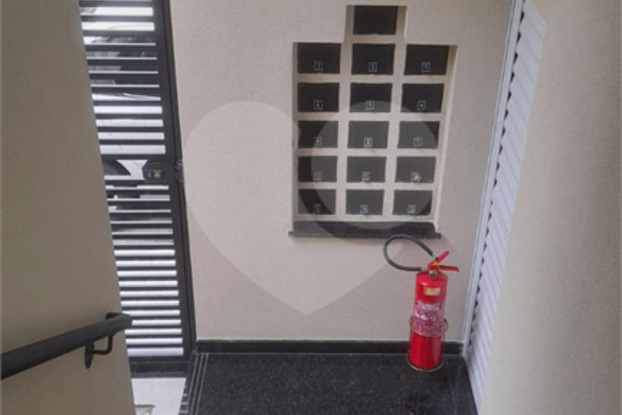Casa à venda com 1 quarto no condomínio Residencial Irma Frias, São Paulo - SP