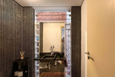 Casa à venda com 3 quartos, sendo 1 suíte,  no condomínio Barão do Triunfo, São Paulo - SP