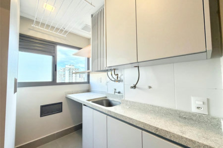 Apartamento à venda com 3 suítes em Campo Belo, São Paulo, SP