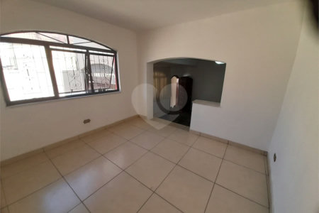 Sobrado à venda com 3 quartos, sendo 2 suítes, em Vila Gustavo, São Paulo, SP