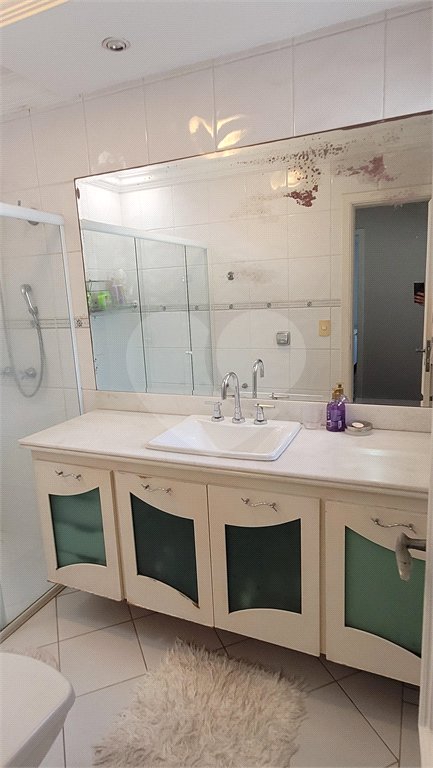 Sobrado à venda com 4 quartos, sendo 3 suítes, em Brooklin Paulista, São Paulo, SP