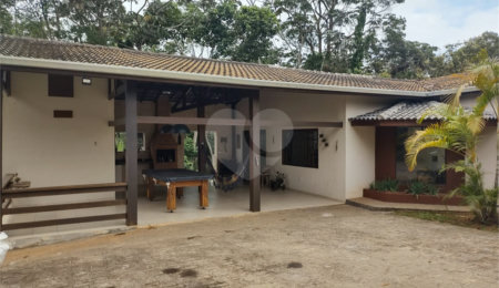 Casa Térrea à venda com 3 quartos, sendo 1 suíte,  em Taiaçupeba, Mogi das Cruzes, SP