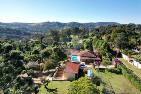 Chácara à venda com 4 quartos, sendo 2 suítes, em Alto das Palmeiras, Itu, SP