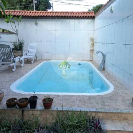 Casa à venda com 3 quartos, sendo 1 suíte, em Santíssimo, Rio de Janeiro, RJ