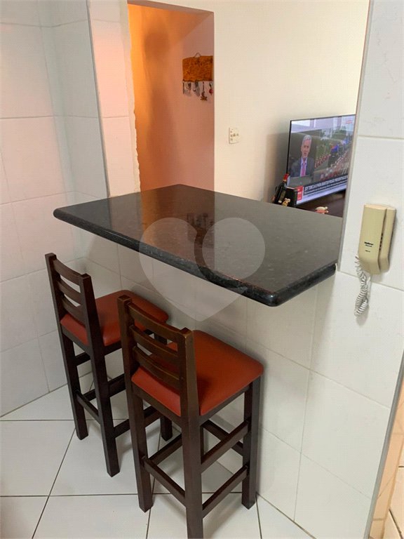 Apartamento à venda com 2 quartos, sendo 1 suíte,  em Canto do Forte, Praia Grande, SP