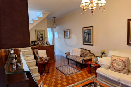Sobrado à venda com 3 quartos, sendo 1 suíte, em Vila Gustavo, São Paulo, SP