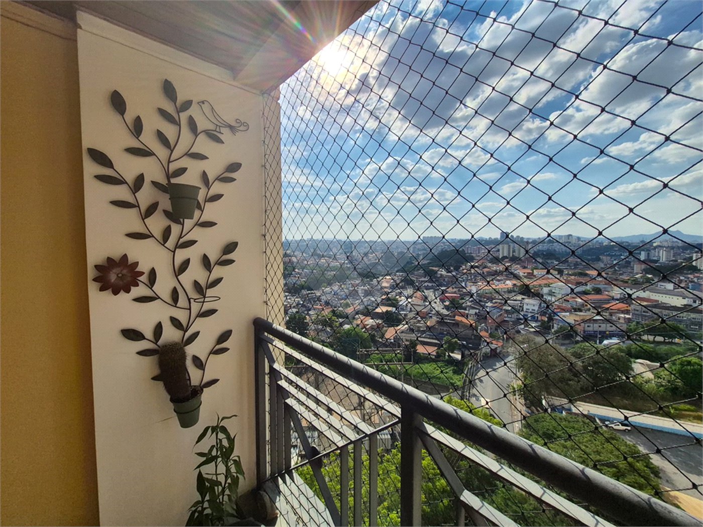 Apartamento à venda ou para alugar com 3 quartos, sendo 1 suíte, em Jardim Esmeralda, São Paulo, SP
