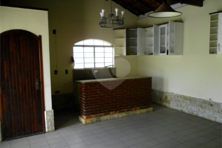 Sobrado à venda com 4 quartos em Vila Maria Alta, São Paulo, SP