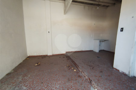 Casa à venda com 3 quartos, sendo 1 suíte, em Vila Assis, Sorocaba, SP