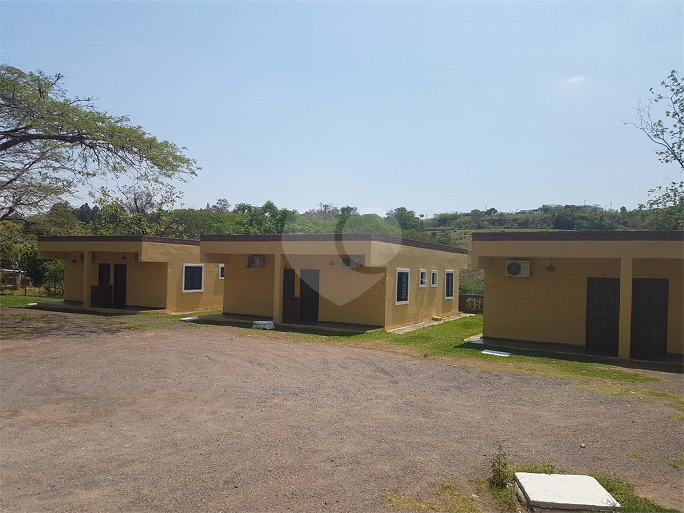 Hotel à venda com 14 quartos, sendo 13 suítes, em Rainha, Louveira, SP