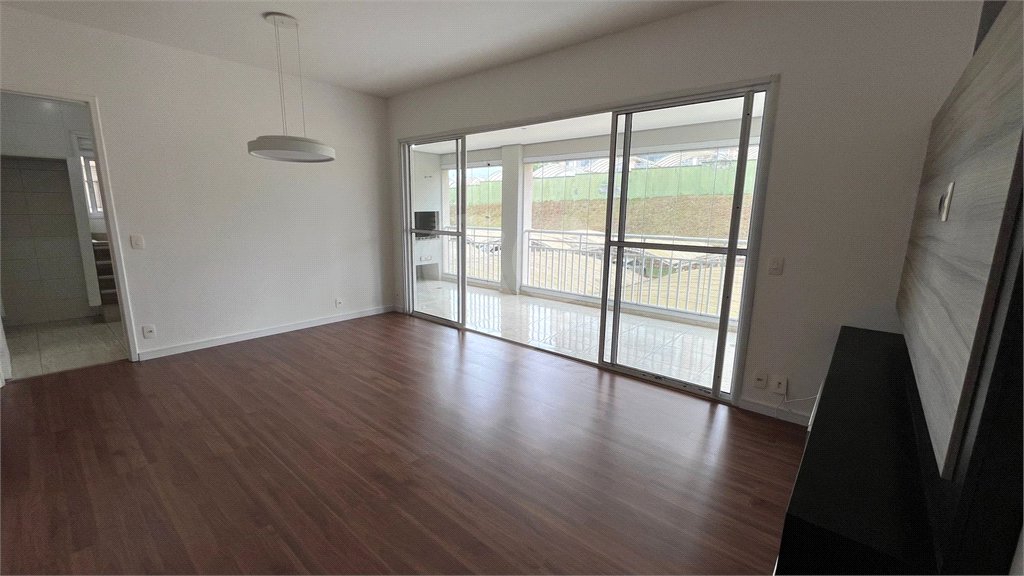 Apartamento à venda com 4 quartos, sendo 2 suítes,  em Vila Nova Socorro, Mogi das Cruzes, SP