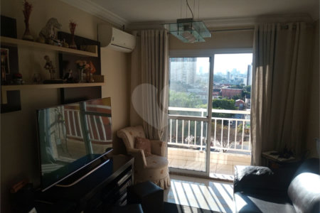 Apartamento à venda com 3 quartos, sendo 1 suíte,  em Saúde, São Paulo, SP