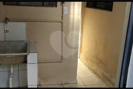 Casa à venda com 2 quartos em Vila Hortência, Sorocaba, SP