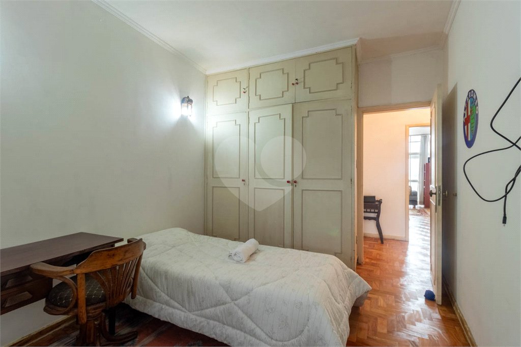 Apartamento à venda com 3 quartos, sendo 1 suíte, em República, São Paulo, SP