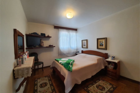 Sobrado à venda com 3 quartos, sendo 1 suíte,  em Jardim Rizzo, São Paulo, SP
