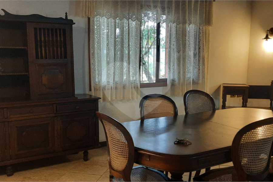 Casa à venda com 3 quartos, sendo 1 suíte,  em Serra da Cantareira, Mairiporã, SP