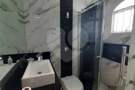 Sobrado à venda com 3 quartos, sendo 1 suíte, em Vila Medeiros, São Paulo, SP