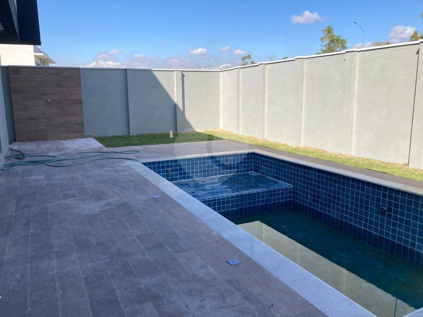 Casa à venda com 5 suítes no condomínio Alphaville 1, São José dos Campos - SP