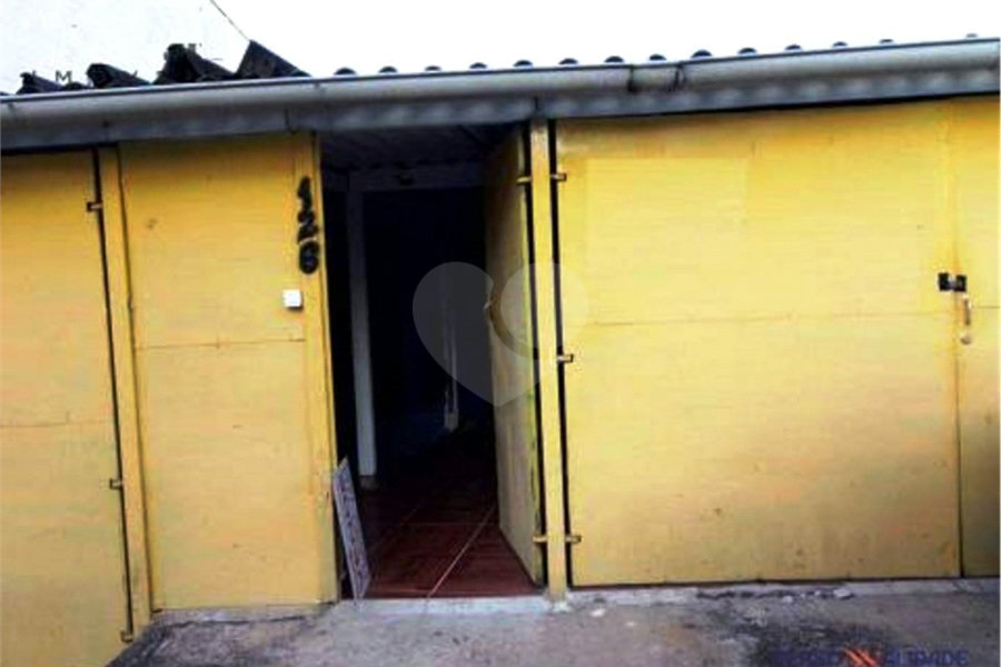 Sobrado à venda com 4 quartos, sendo 1 suíte,  em Tremembé, São Paulo, SP