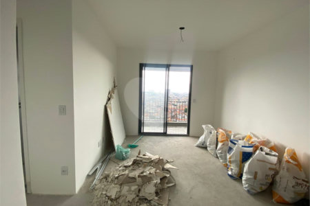 Apartamento à venda com 2 quartos, sendo 1 suíte,  em Vila Rosália, Guarulhos, SP