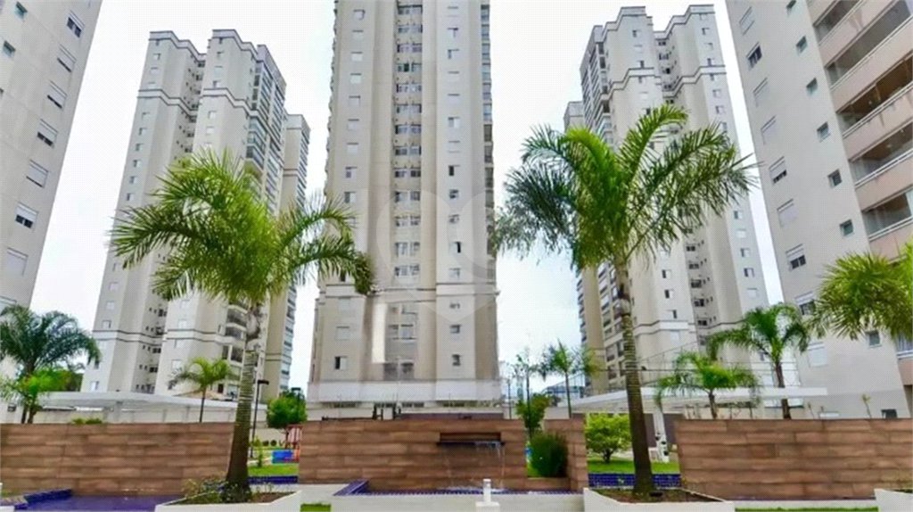 Apartamento à venda com 3 quartos, sendo 1 suíte, em Jardim Zaira, Guarulhos, SP