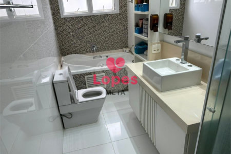 Apartamento à venda com 3 quartos, sendo 2 suítes, em Parque Residencial Aquarius, São José dos Campos, SP