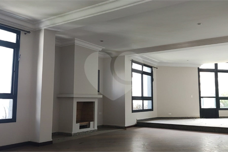 Duplex à venda com 3 suítes em Morumbi, São Paulo, SP