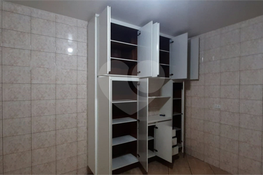 Sobrado à venda com 3 quartos em Jardim Guairaca, São Paulo, SP