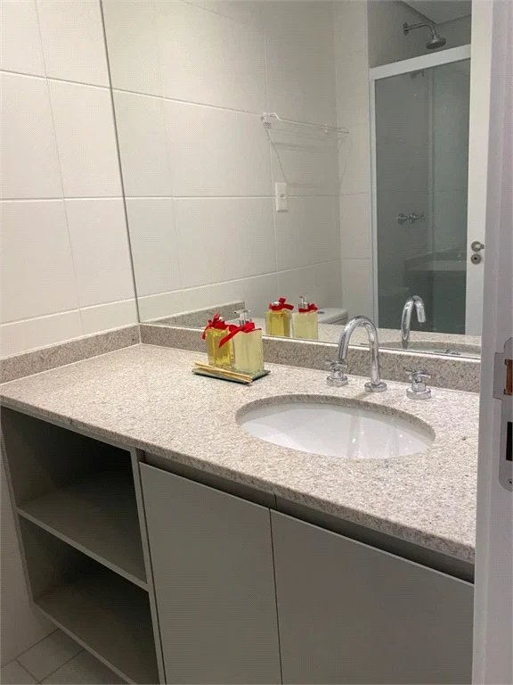 Apartamento à venda com 1 suíte em Jardim das Acácias, São Paulo, SP