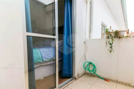 Sobrado à venda com 3 quartos, sendo 1 suíte,  em Jardim Aeroporto, São Paulo, SP