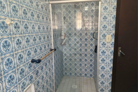 Casa à venda com 3 quartos, sendo 1 suíte, em Vila Paulista, São Paulo, SP