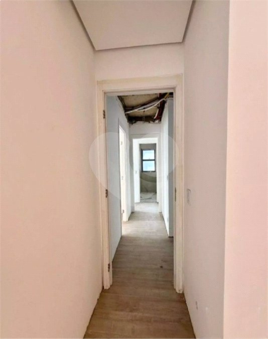 Apartamento à venda com 3 quartos, sendo 2 suítes, em Barueri, Barueri, SP