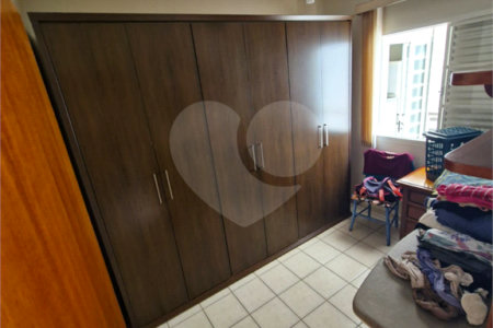 Casa à venda ou para alugar com 3 quartos, sendo 1 suíte, no condomínio Rsidencial Jatoba, Ribeirão Preto - SP