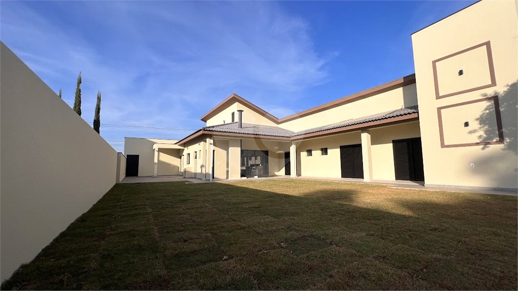 Casa à venda com 3 suítes no condomínio Village Ipanema 1, Araçoiaba da Serra - SP