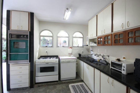 Sobrado à venda com 5 quartos, sendo 2 suítes, em Jardim Paulistano, São Paulo, SP
