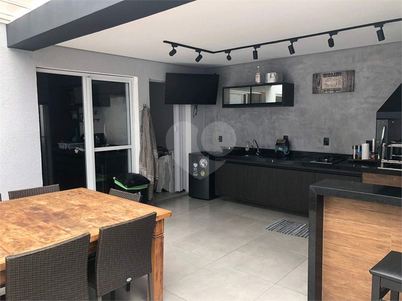 Casa à venda com 3 quartos, sendo 1 suíte, no condomínio Reserva Urbanova, São José dos Campos - SP