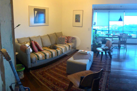 Apartamento à venda com 4 quartos, sendo 3 suítes, em Fazenda Morumbi, São Paulo, SP