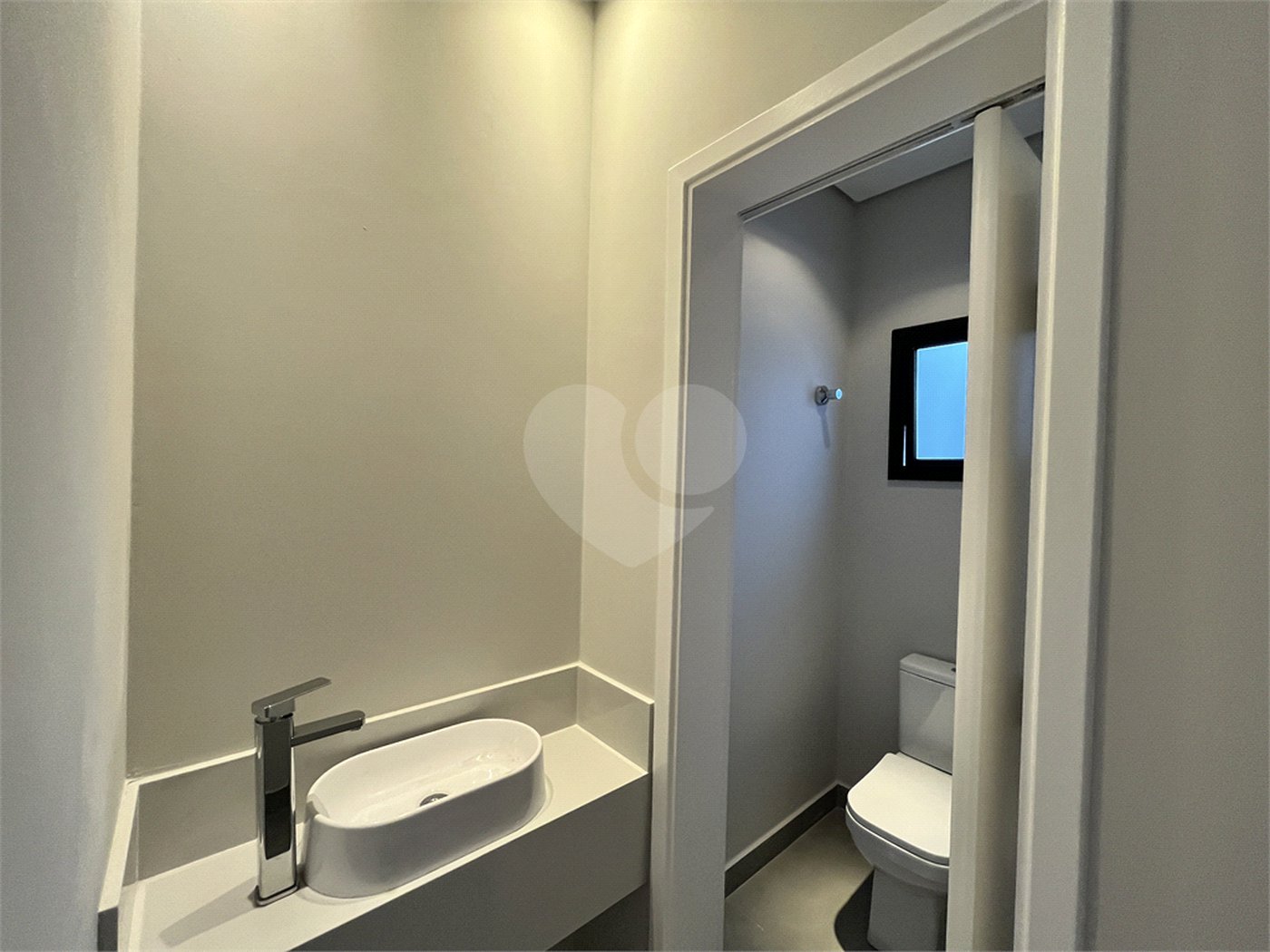Casa à venda com 3 quartos, sendo 1 suíte,  no condomínio Reserva Ipanema I -  Fechado, Sorocaba - SP