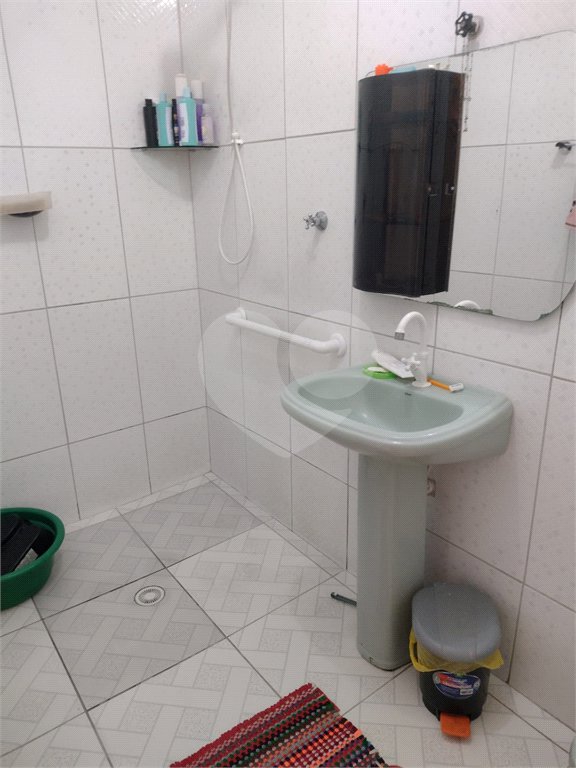 Casa à venda com 3 quartos, sendo 1 suíte, em Taba Marajoara, Suzano, SP