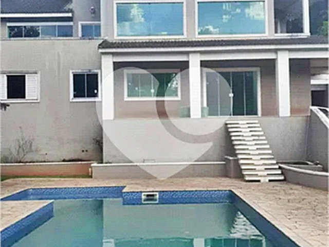 Casa à venda com 3 suítes no condomínio Sausalito, Mairiporã - SP